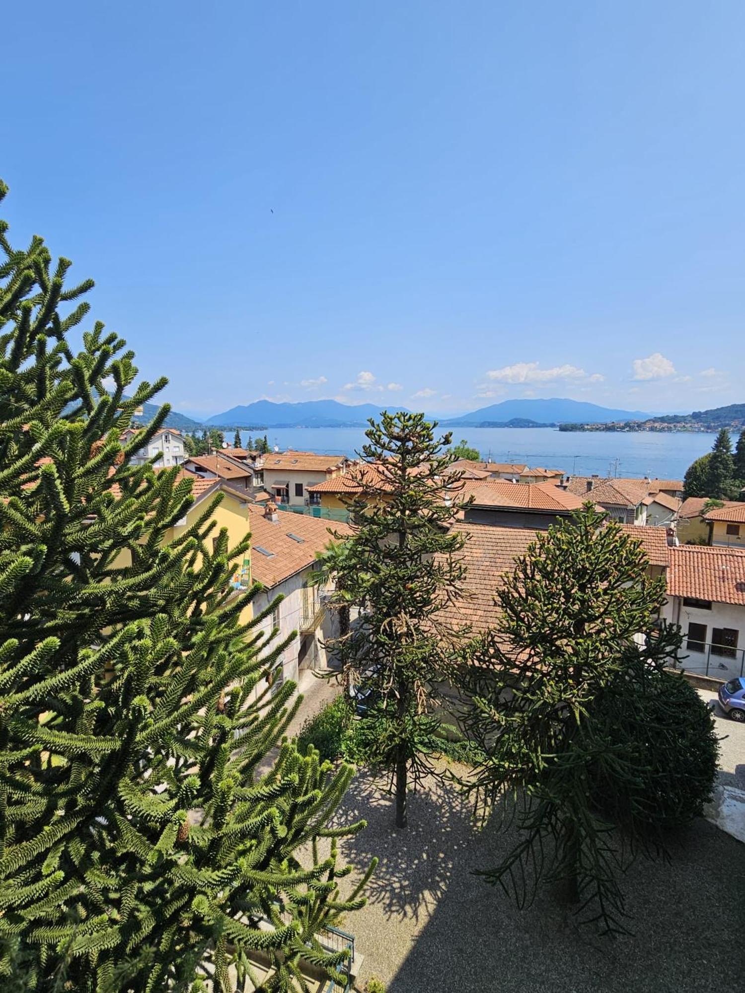 Lake View Meina Exterior foto